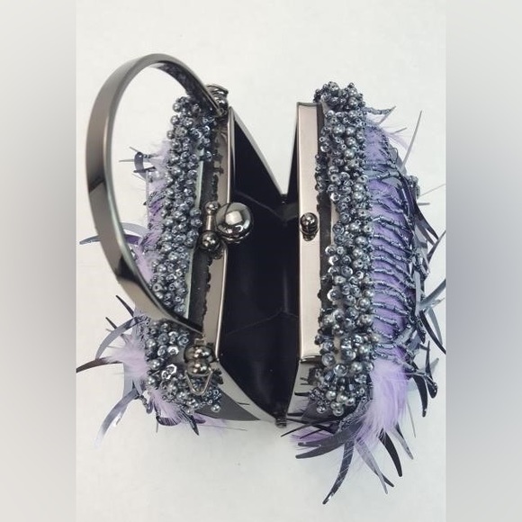 Vintage RARE Moo Roo feathered small hand bag signed by designer! - Picture 4 of 5